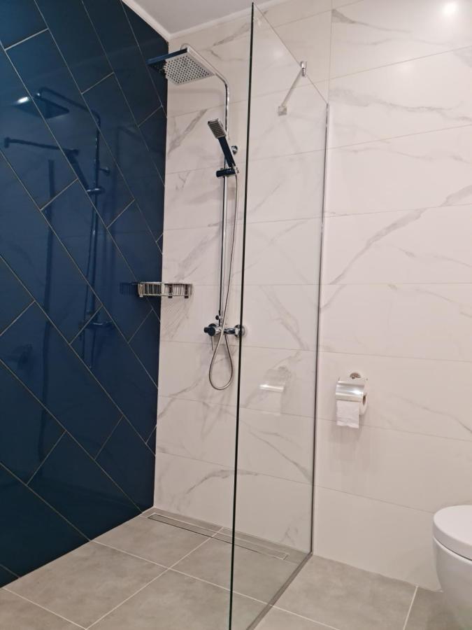 Raya Apartment Atlantis Atmosphere Burgas Esterno foto