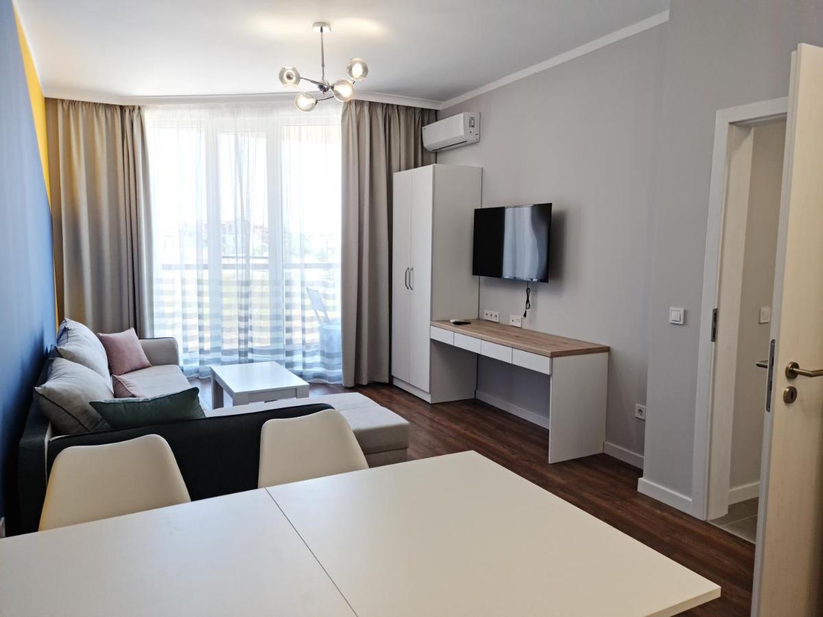 Raya Apartment Atlantis Atmosphere Burgas Esterno foto